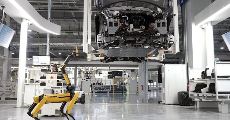 découvrez les automations : optimisez vos processus, gagnez du temps et boostez votre productivité avec des solutions simples et efficaces. transformez votre quotidien grâce à la magie de l'automatisation.