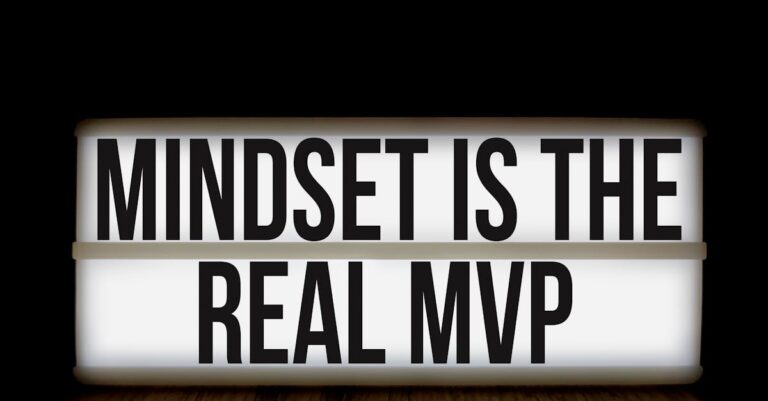 découvrez le concept de mvp (produit minimum viable), une approche essentielle pour les startups et les entrepreneurs. apprenez comment tester vos idées rapidement, recueillir des retours d'utilisateurs et itérer efficacement pour garantir le succès de votre projet.